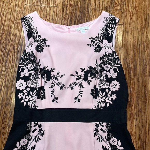 New York & Company blush pink floral sleeveless dress size 8 - Picture 3 of 6